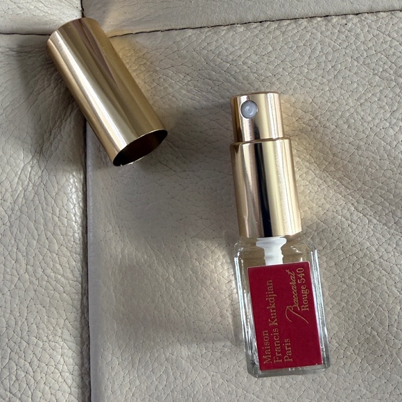 MFK Maison Francis Kurkdjian Baccarat Rouge 540 Extrait de Perfum 5ml/0.17oz - Picture 4 of 8